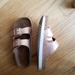 madden girl goldie sandal
